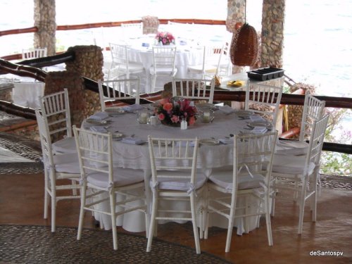 Puerto-vallarta-beach-wedding-le-kliff-restaurant-02
